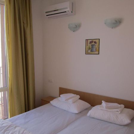 Guest Rooms Venera بريمورسكو المظهر الخارجي الصورة